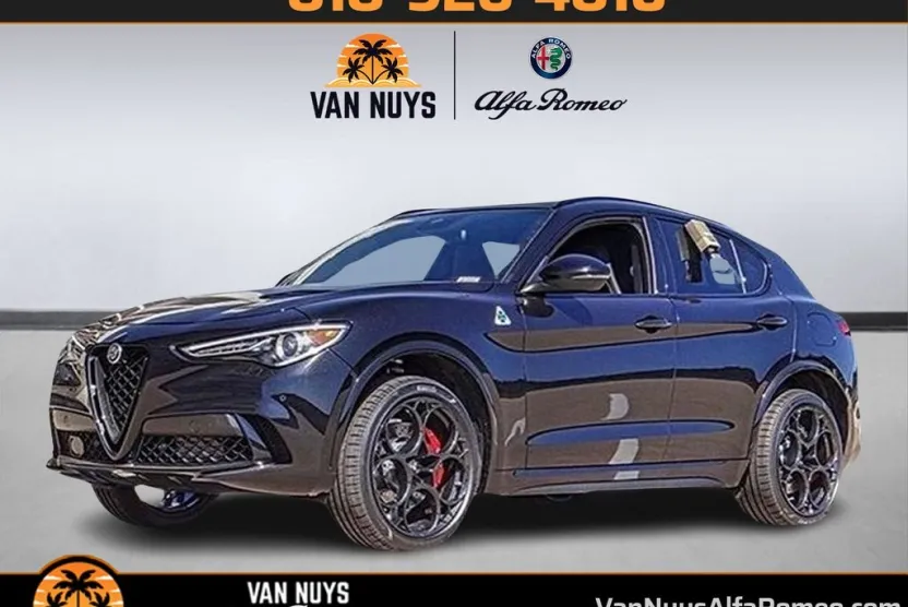 2023 Alfa Romeo Stelvio Quadrifoglio photo 1