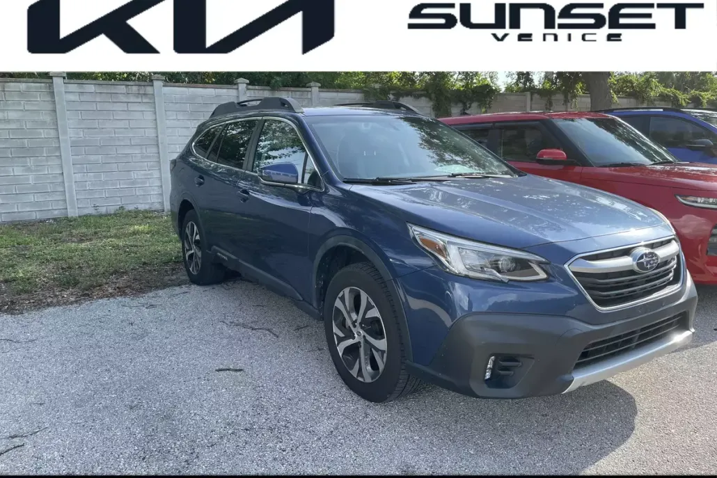 2021 Subaru Outback Limited photo 1