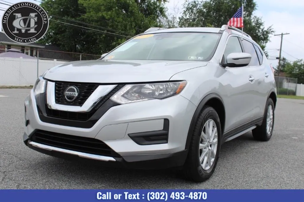 2019 Nissan Rogue SV photo 1