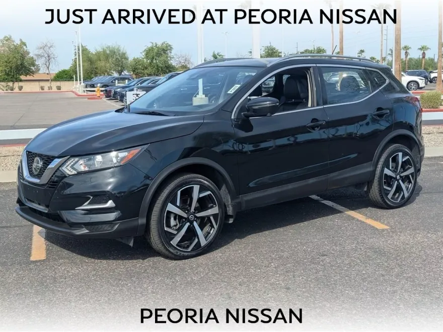 2020 Nissan Rogue Sport SL photo 1