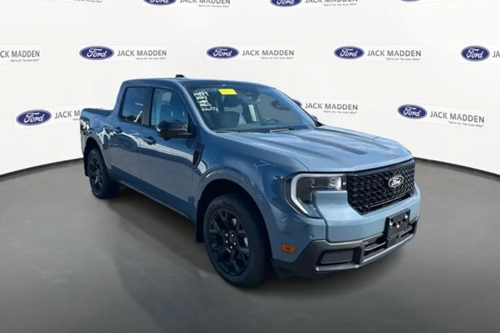 2025 Ford Maverick Lariat photo 1