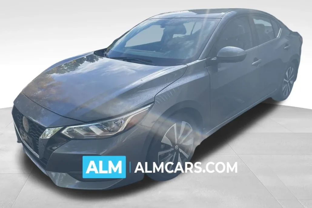 2022 Nissan Sentra SV photo 1
