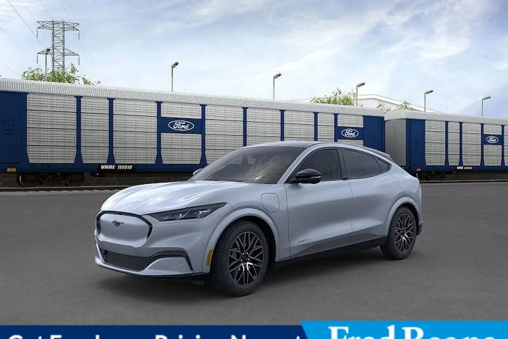 2025 Ford Mustang Mach-E Premium photo 1