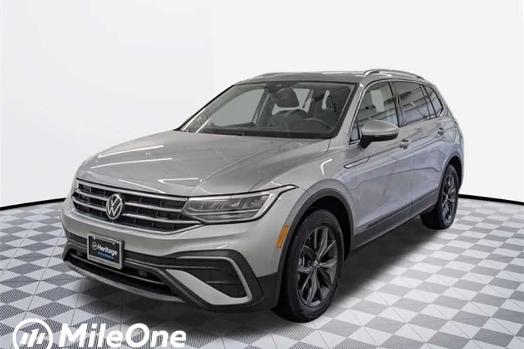 2022 Volkswagen Tiguan SE photo 1