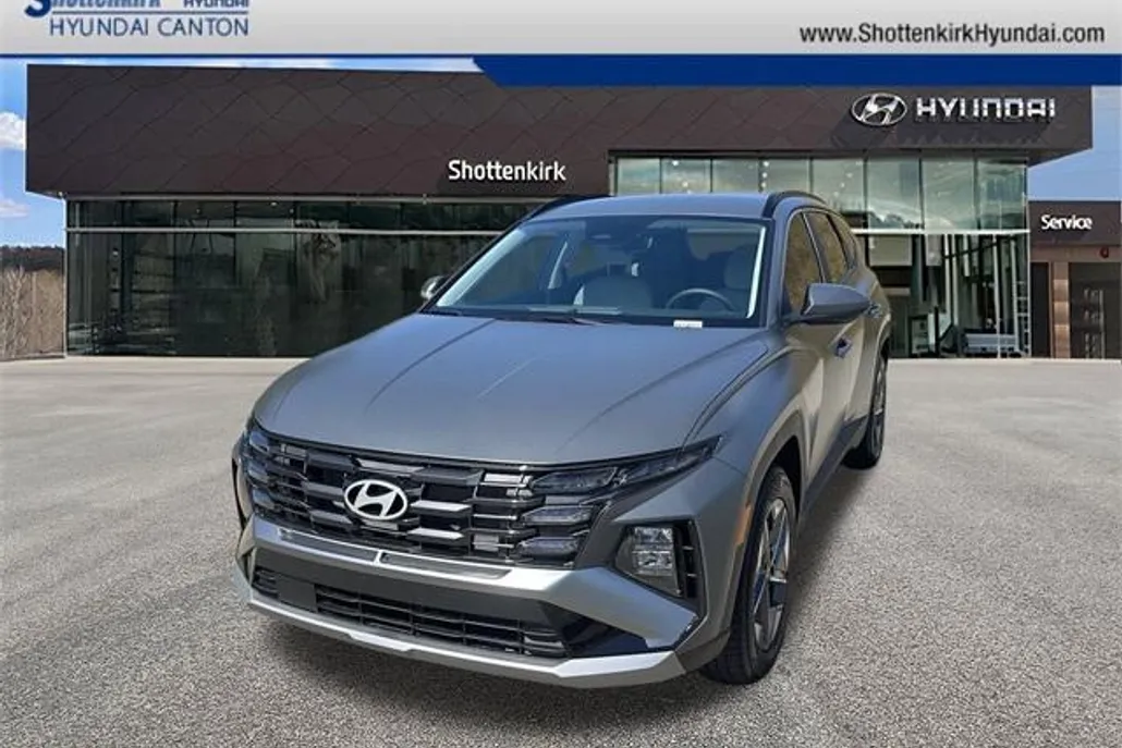 2025 Hyundai Tucson SEL photo 1