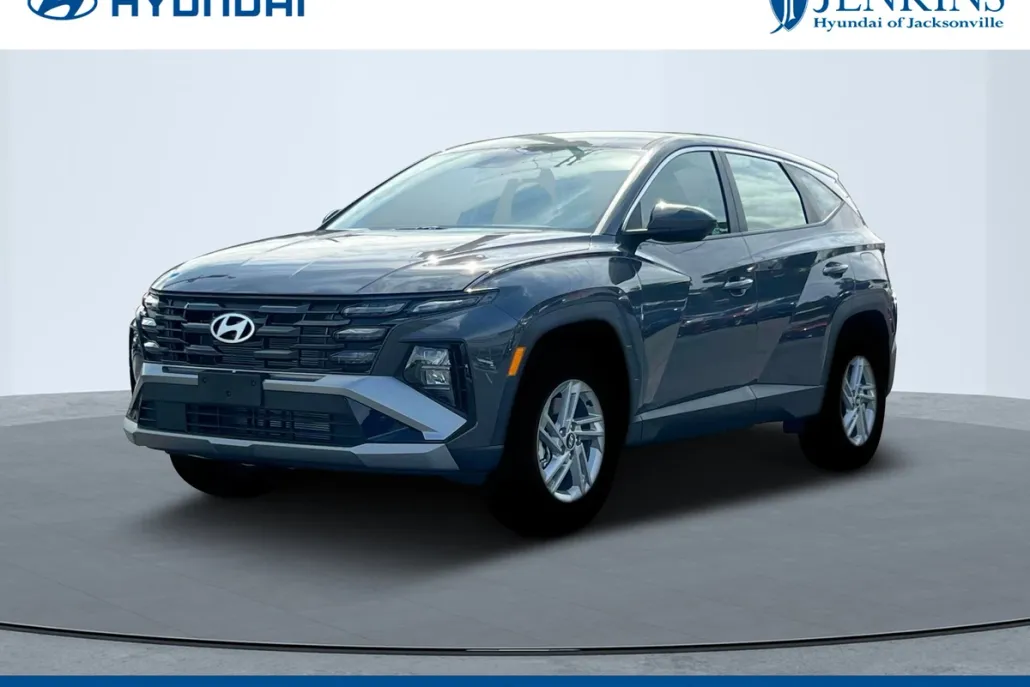 2025 Hyundai Tucson SE photo 1