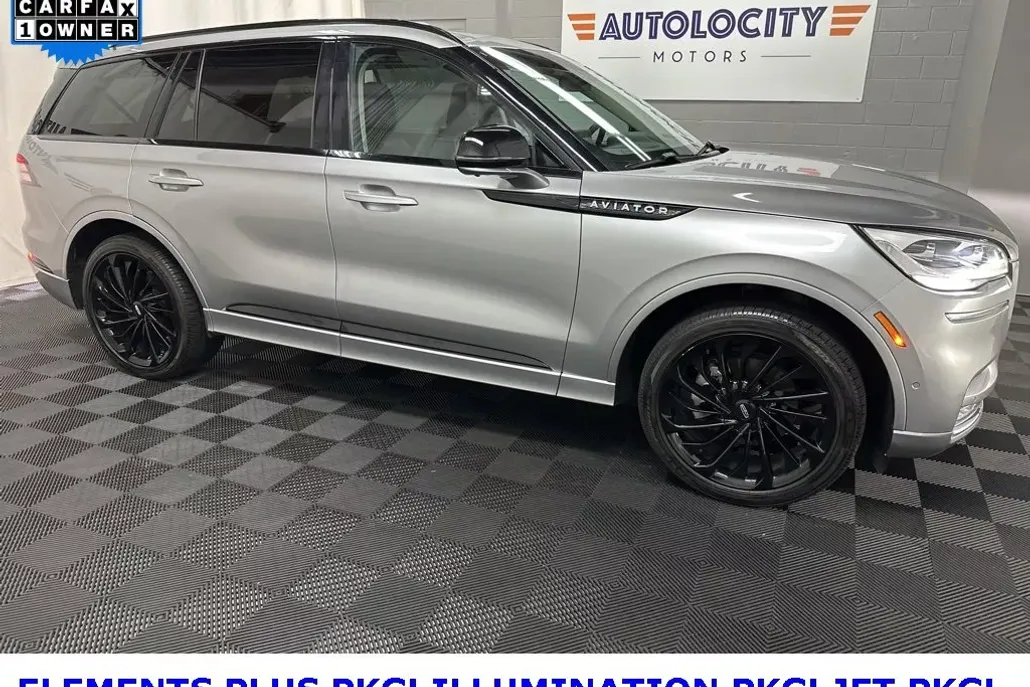 2023 Lincoln Aviator Reserve photo 1