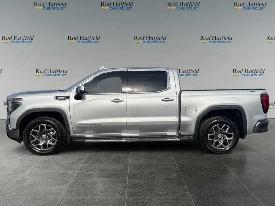2022 Gmc Sierra 1500 SLT photo 1