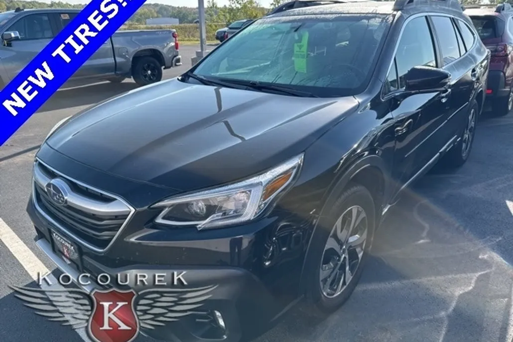 2021 Subaru Outback Limited photo 1