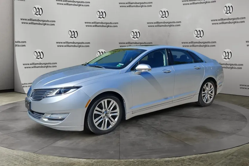 2013 Lincoln MKZ Base photo 1