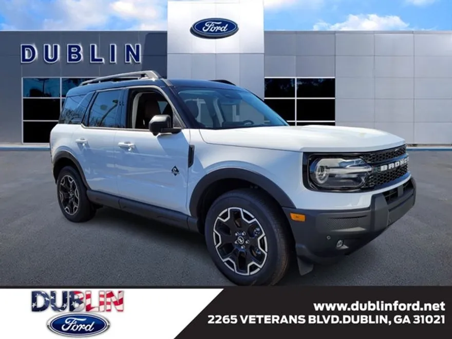 2025 Ford Bronco Sport Outer Banks photo 1