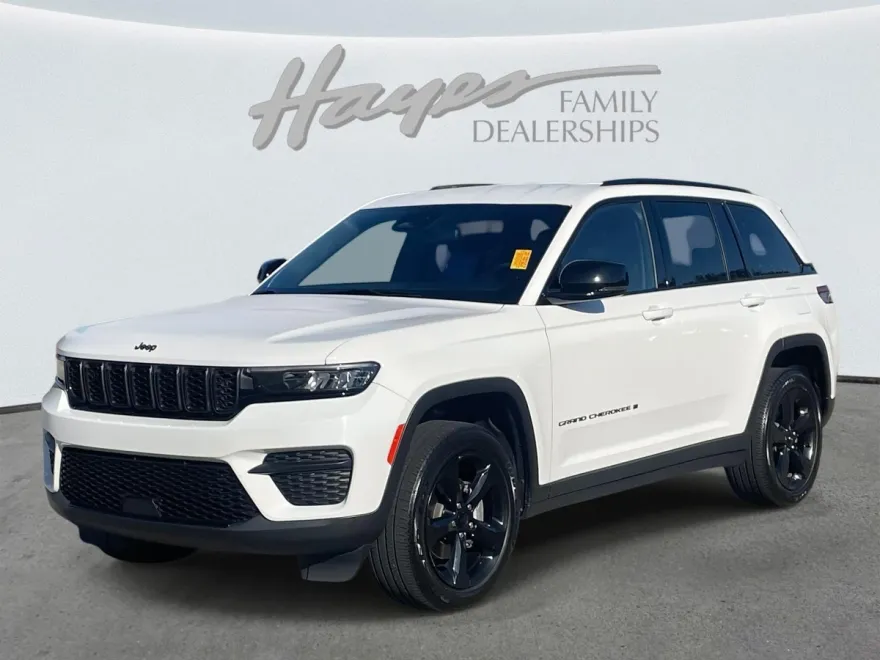 2023 Jeep Grand Cherokee Altitude photo 1