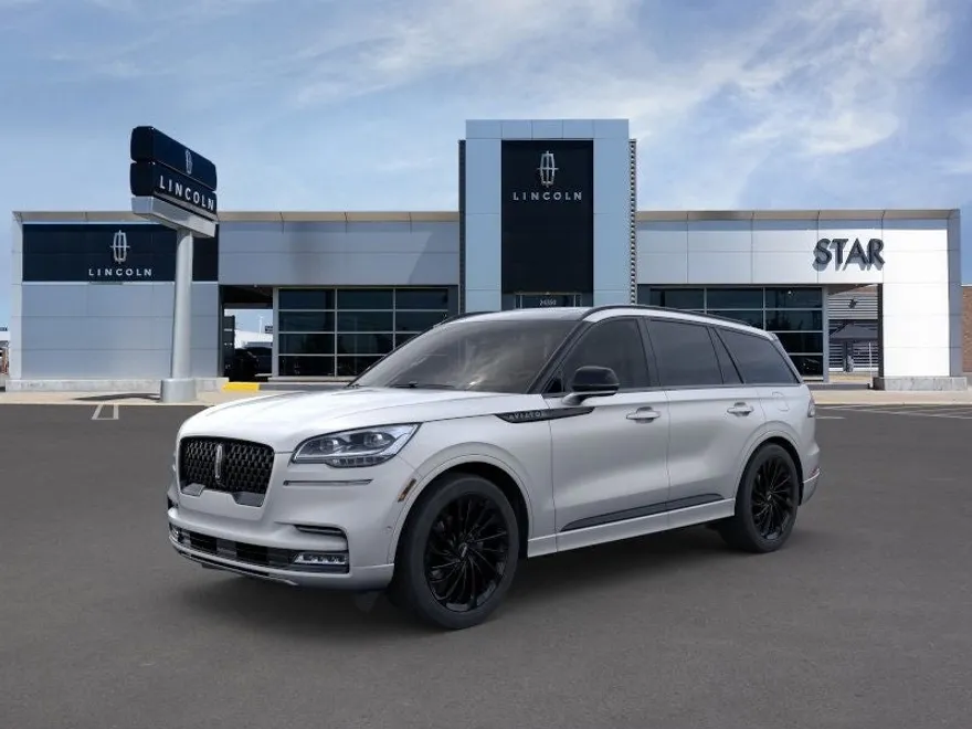 2024 Lincoln Aviator Black Label photo 1