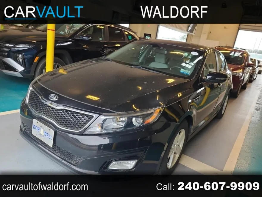 2015 Kia Optima LX photo 1