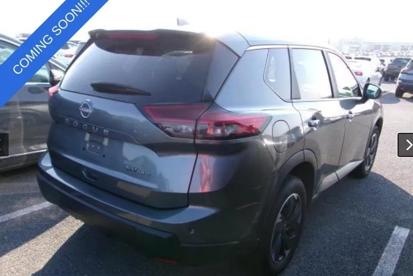2024 Nissan Rogue SV photo 1