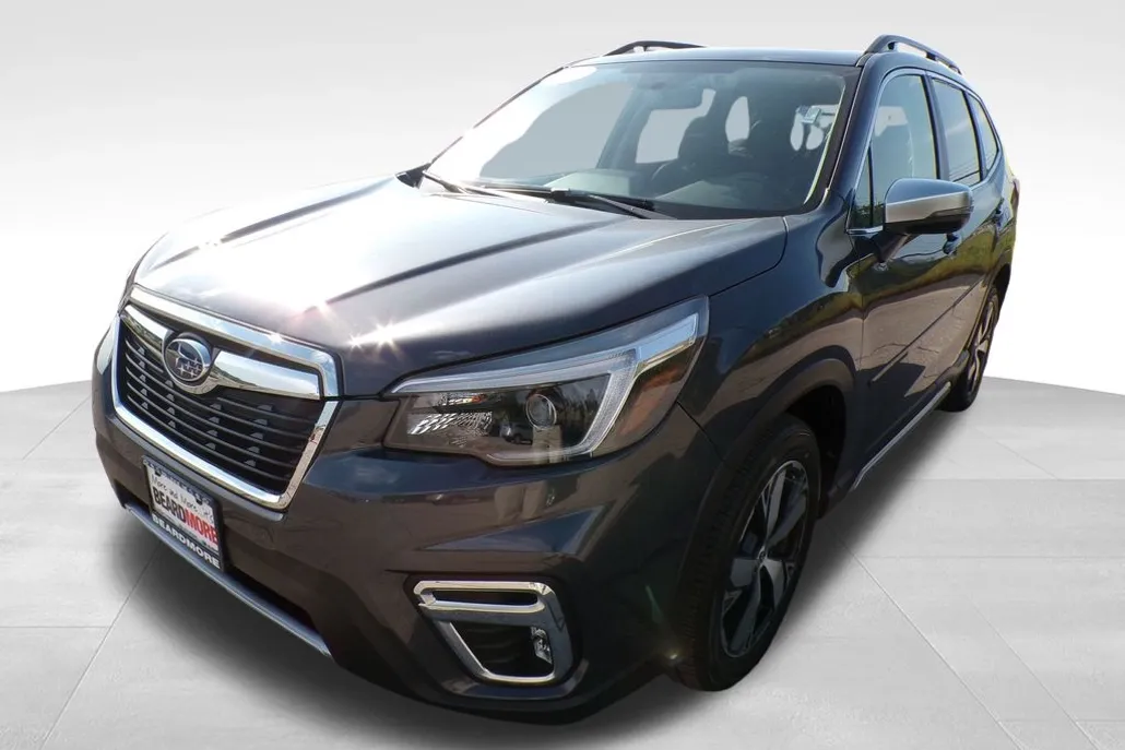 2021 Subaru Forester Touring photo 1