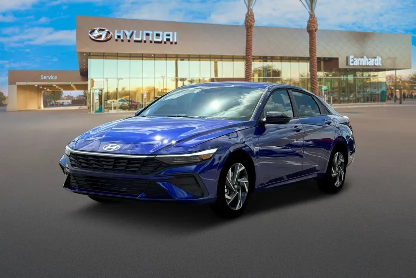 2025 Hyundai Elantra SEL Sport photo 1
