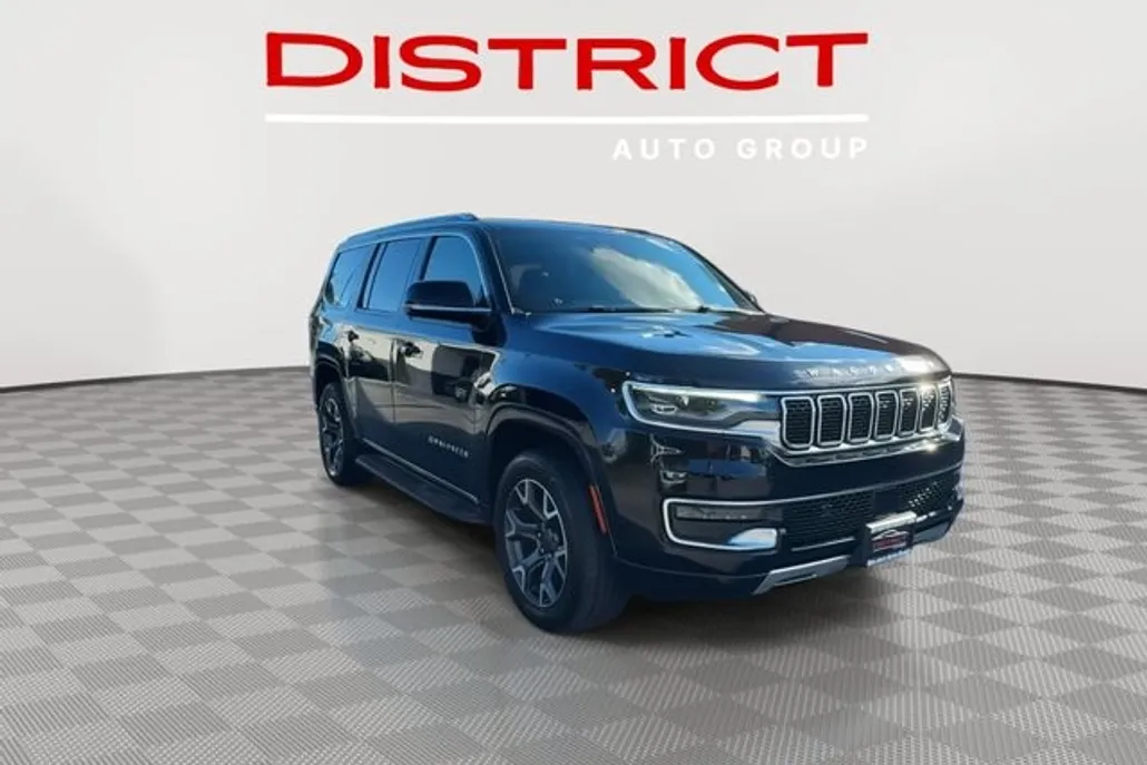 2023 Jeep Wagoneer Series III photo 1