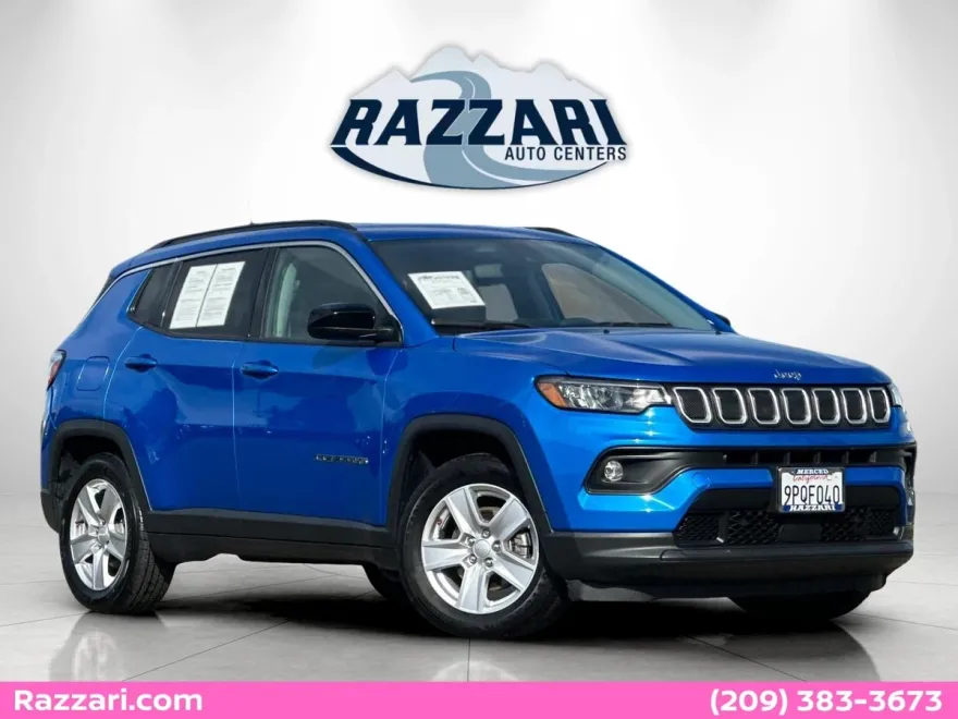 2022 Jeep Compass Latitude photo 1