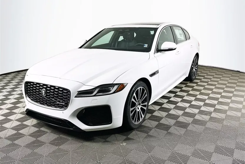 2024 Jaguar XF P300 R-Dynamic SE photo 1