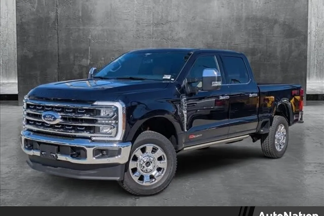 2025 Ford F-250 Lariat photo 1