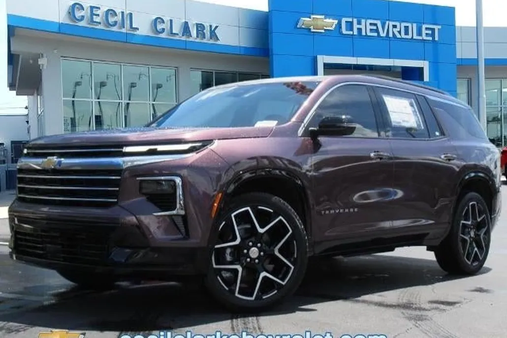 2025 Chevrolet Traverse High Country photo 1