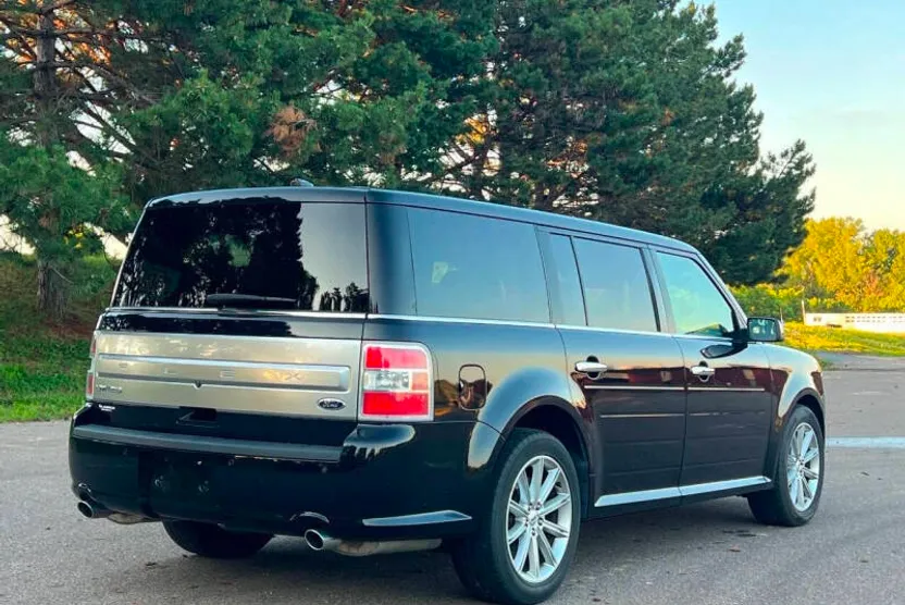 2019 Ford Flex Limited photo 1