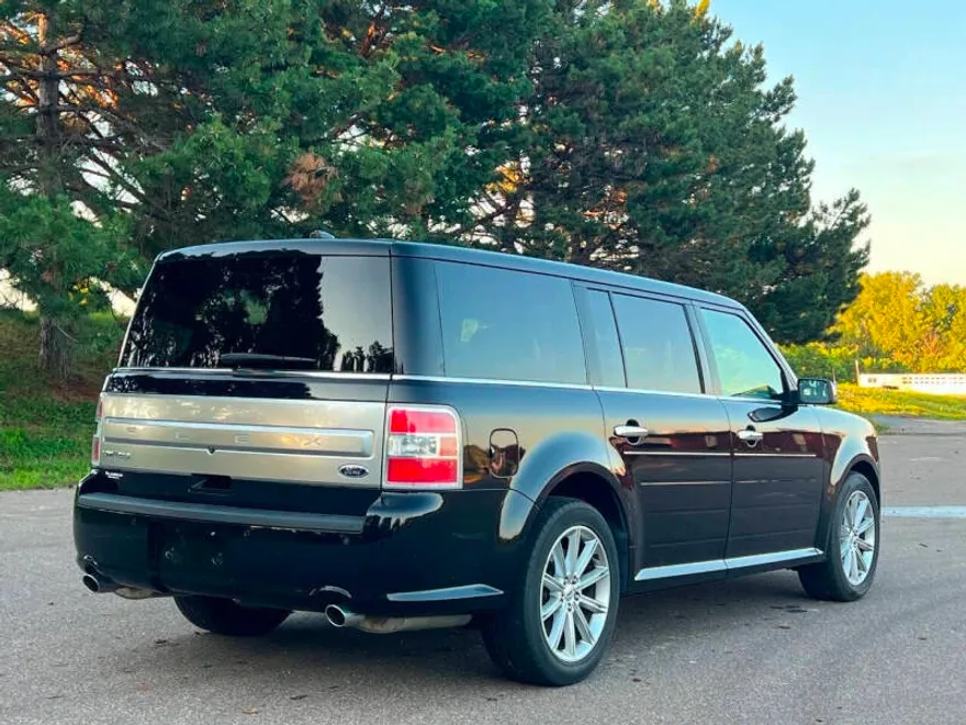 2019 Ford Flex Limited photo 1