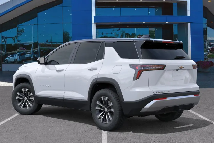 2026 Chevrolet Equinox LT photo 1