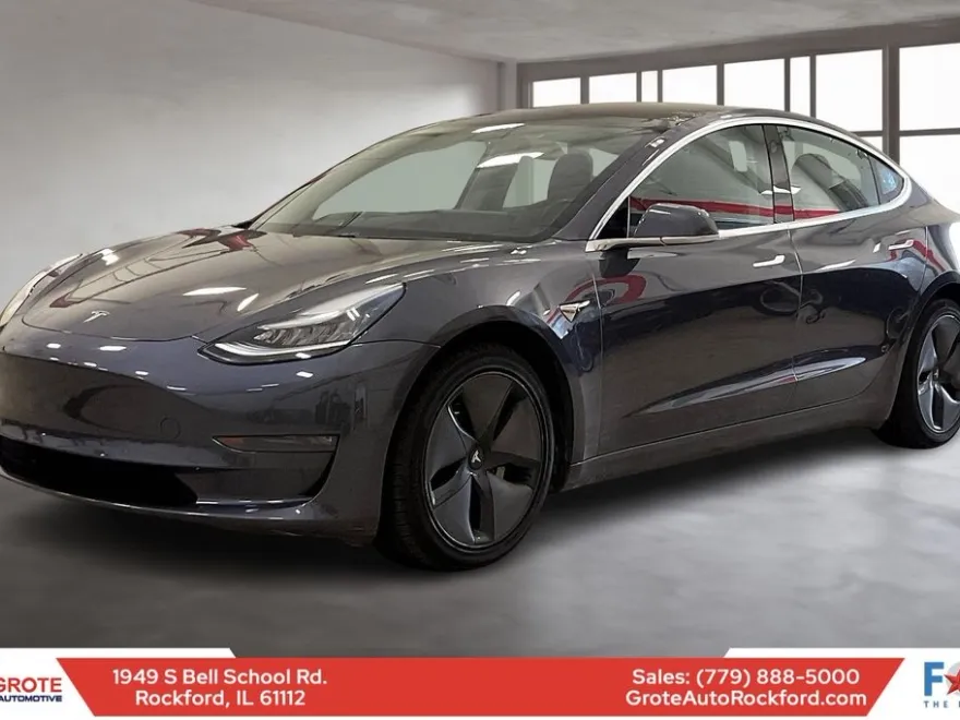 2018 Tesla Model 3 Long Range photo 1