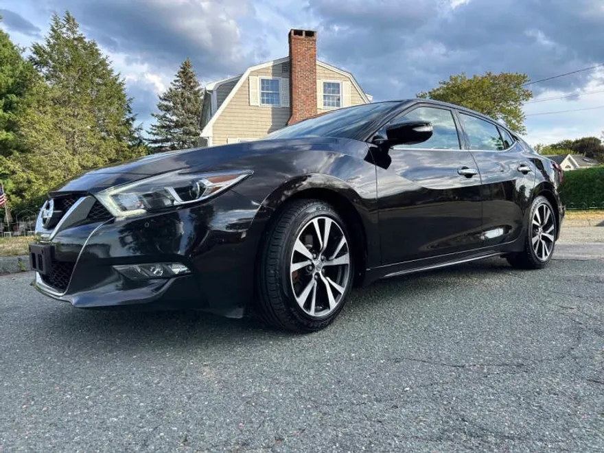 2017 Nissan Maxima Platinum photo 1
