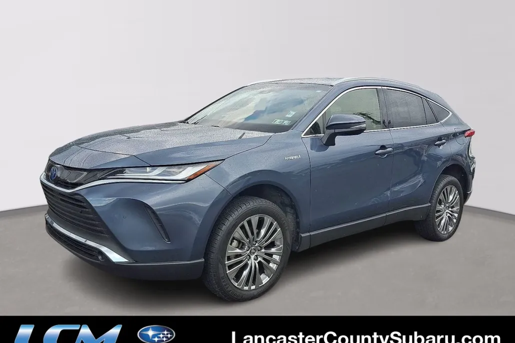 2021 Toyota Venza XLE photo 1