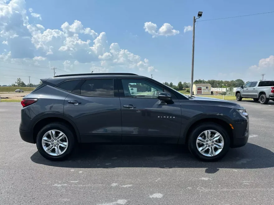 2022 Chevrolet Blazer 2LT photo 1