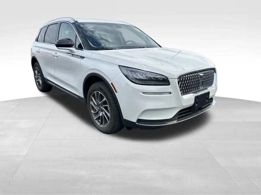 2021 Lincoln Corsair Standard photo 1