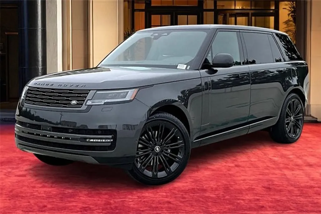 2025 Land Rover Range Rover SE photo 1