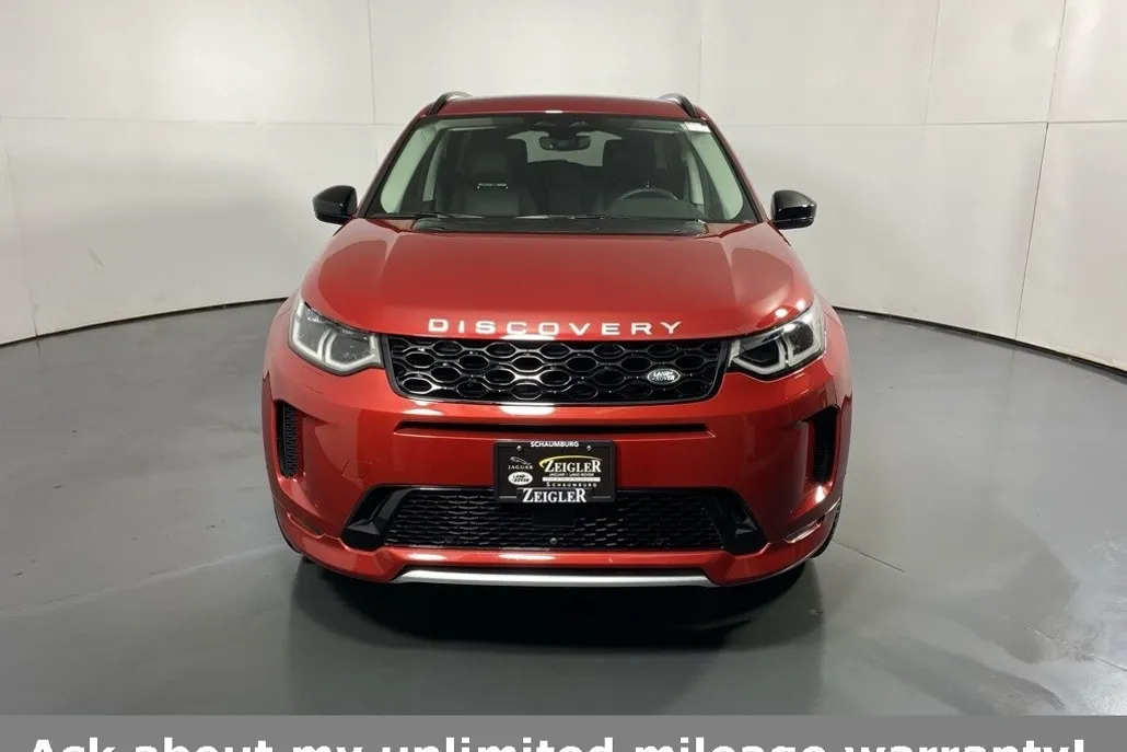 2024 Land Rover Discovery Sport S photo 1