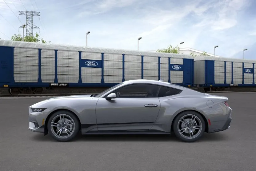 2025 Ford Mustang EcoBoost photo 1