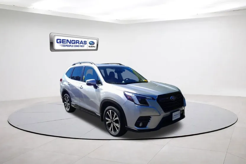 2022 Subaru Forester Limited photo 1