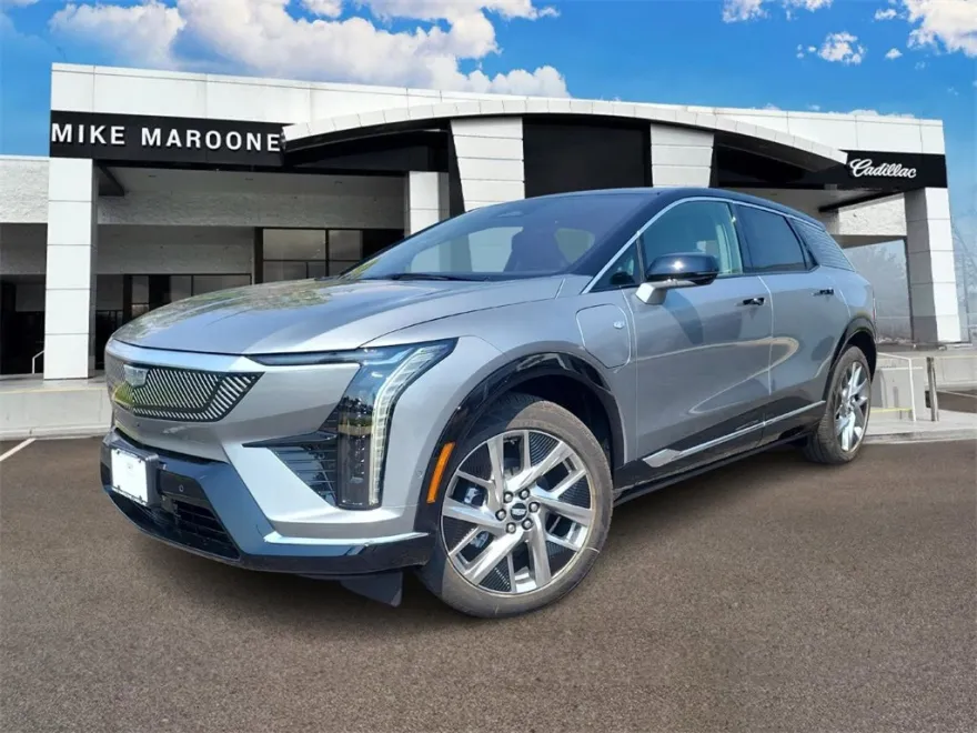 2025 Cadillac Optiq Luxury photo 1