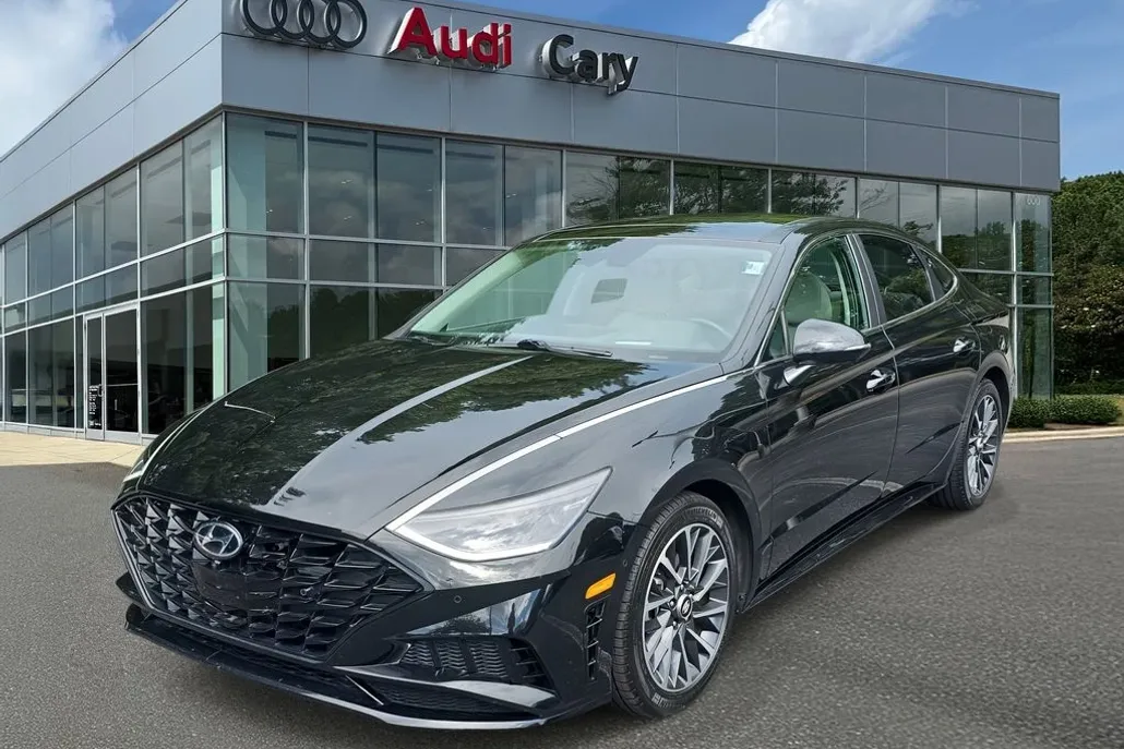 2020 Hyundai Sonata Limited photo 1