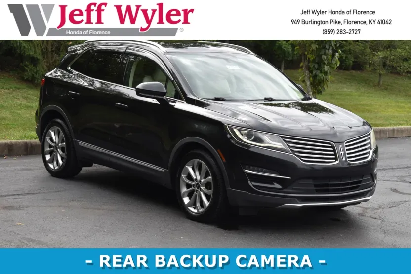 2015 Lincoln MKC Base photo 1