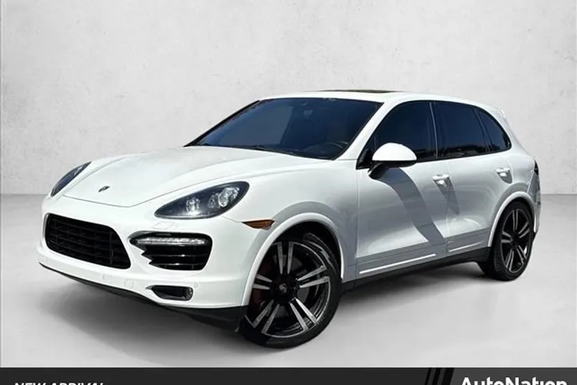 2014 Porsche Cayenne Turbo S photo 1