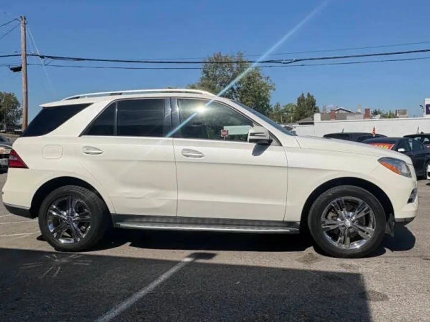 2013 Mercedes Benz ML 350 photo 1