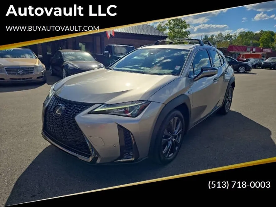 2019 Lexus UX 200 F SPORT photo 1