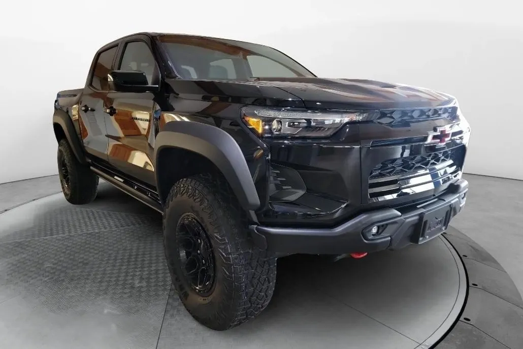 2024 Chevrolet Colorado ZR2 photo 1