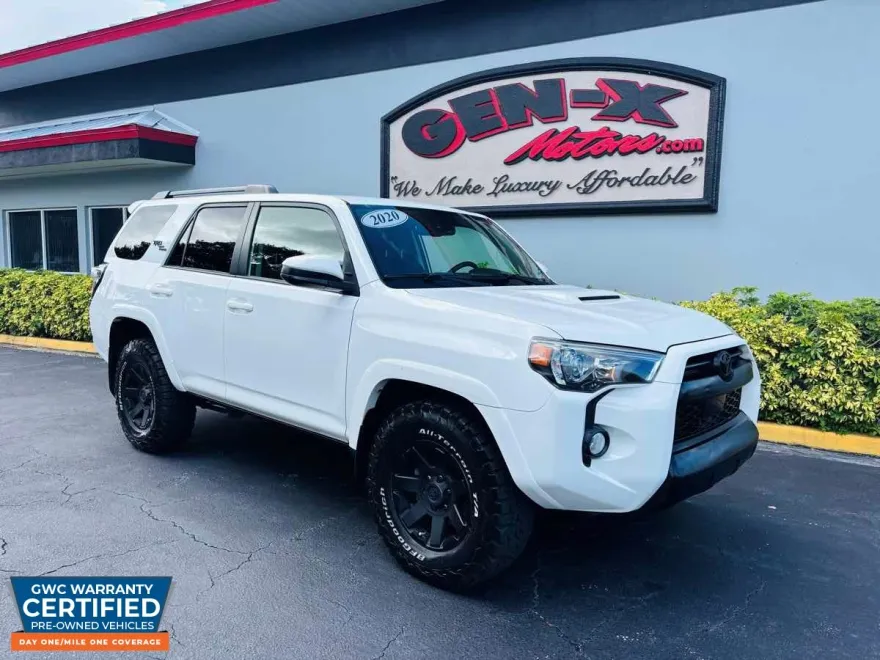 2020 Toyota 4Runner TRD photo 1