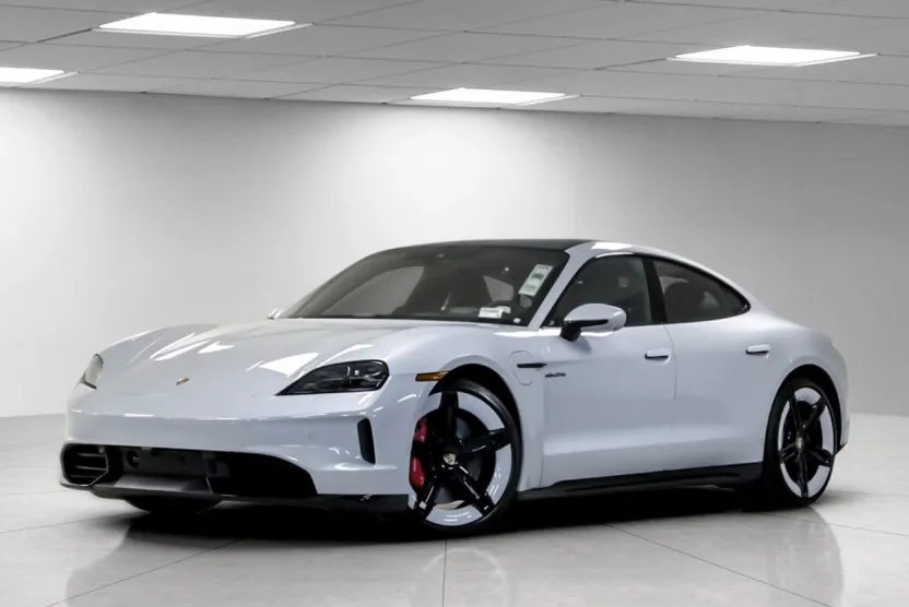 2025 Porsche Taycan GTS photo 1