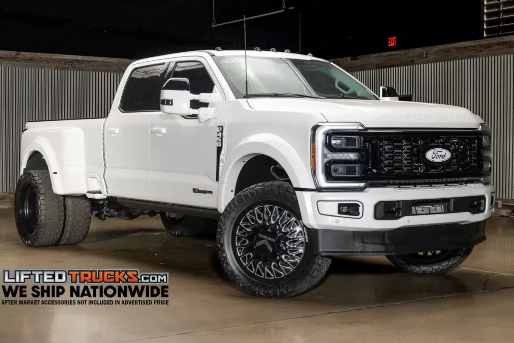 2024 Ford F-450 photo 1