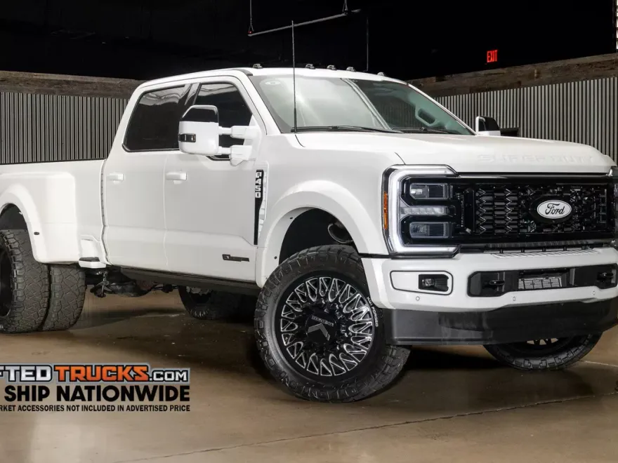2024 Ford F-450 photo 1