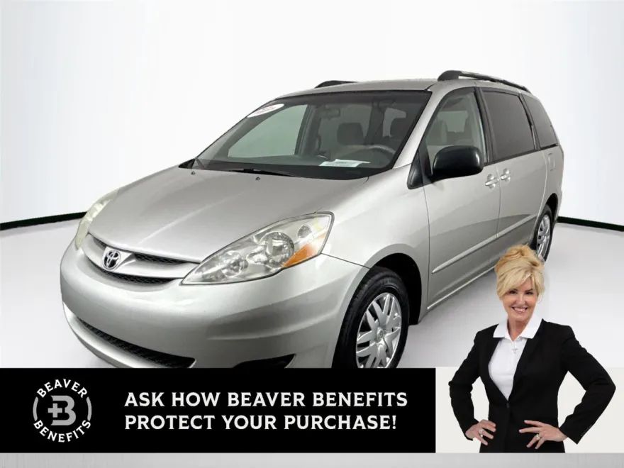 2008 Toyota Sienna LE photo 1